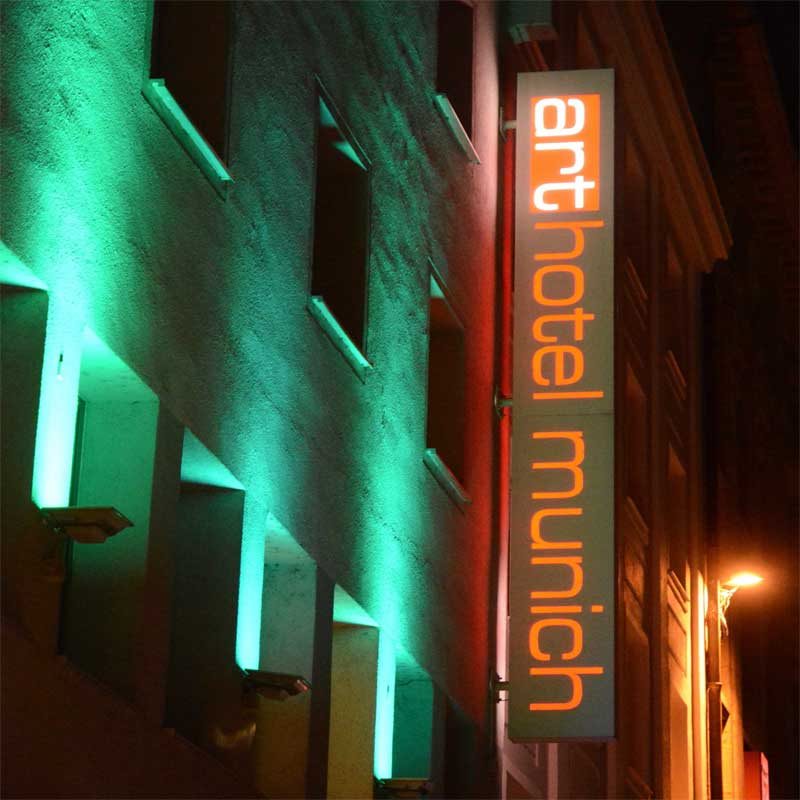 Illuminated arthotel munich exterior